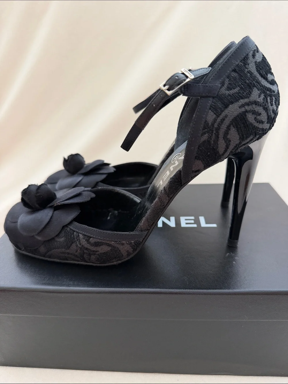 CHANEL Black Camellia Heel
